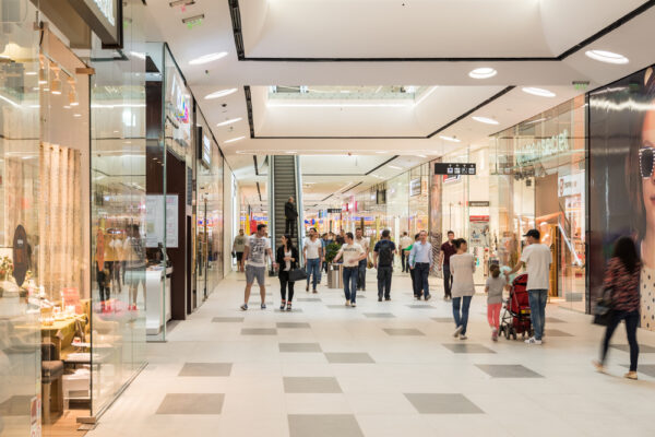 Bucharest,,Romania,-,June,06,,2015:,Shoppers,Rush,In,Luxury